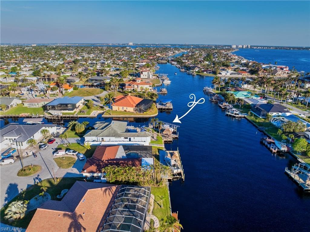 5374 Congo Ct, Cape Coral, FL 33904-9