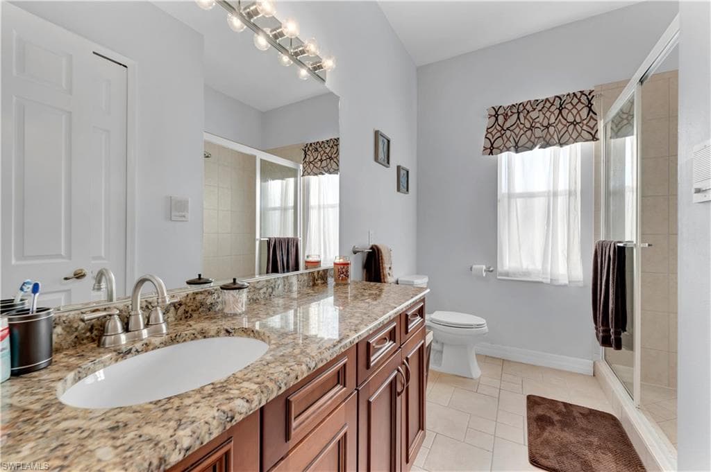5374 Congo Ct, Cape Coral, FL 33904-28