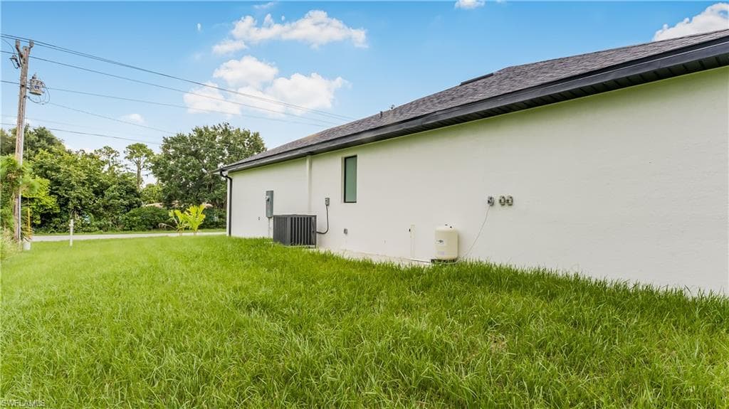 178 Mcarthur Blvd, Lehigh Acres, FL 33974-12