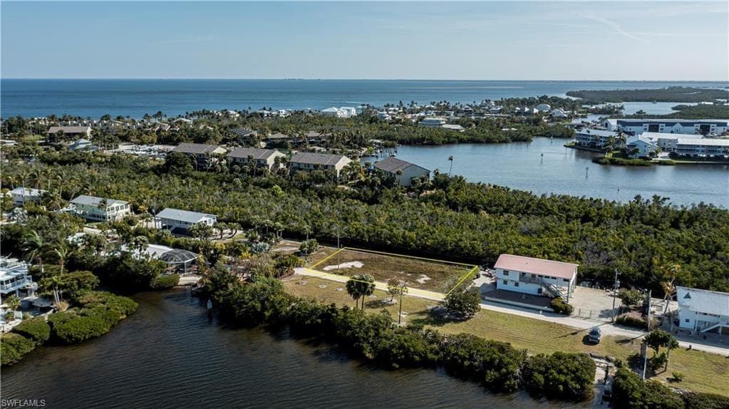 8153 Moyer LN, BOKEELIA FL 33922-9