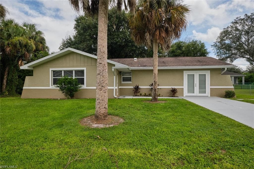 2321 Thurlow ST, ALVA FL 33920-1