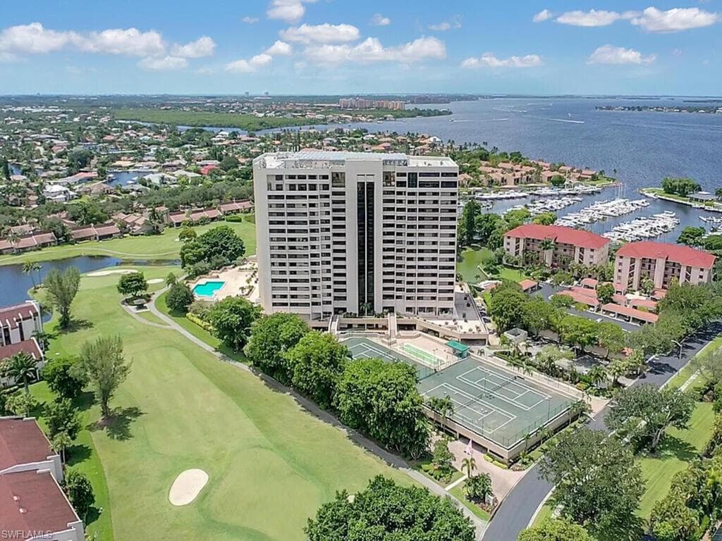5260 S Landings DR 805-1