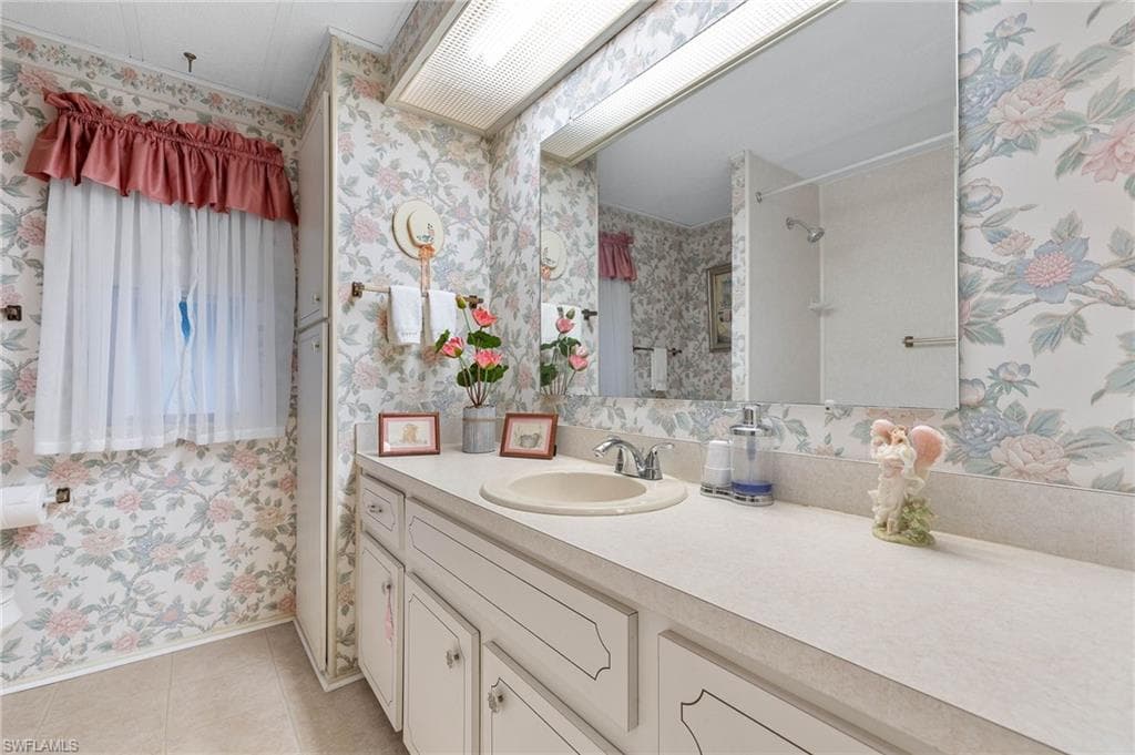 9004 Arbor DR, NORTH FORT MYERS FL 33903-34