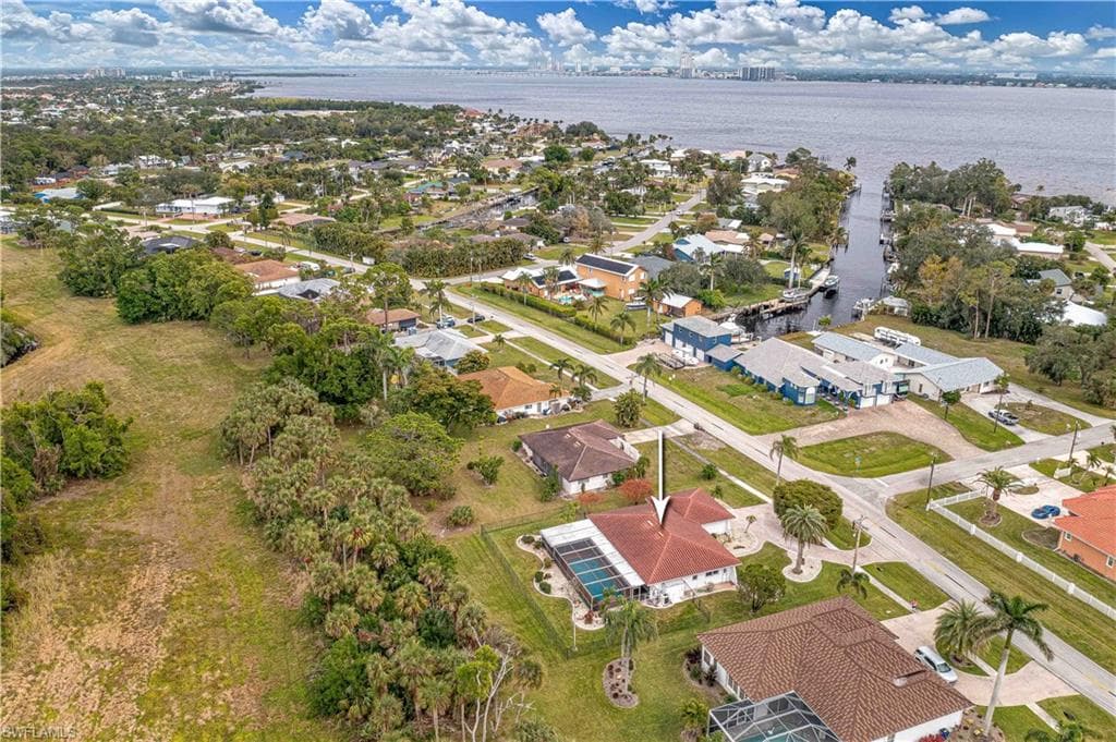 4051 Orange Grove BLVD, NORTH FORT MYERS FL 33903-36