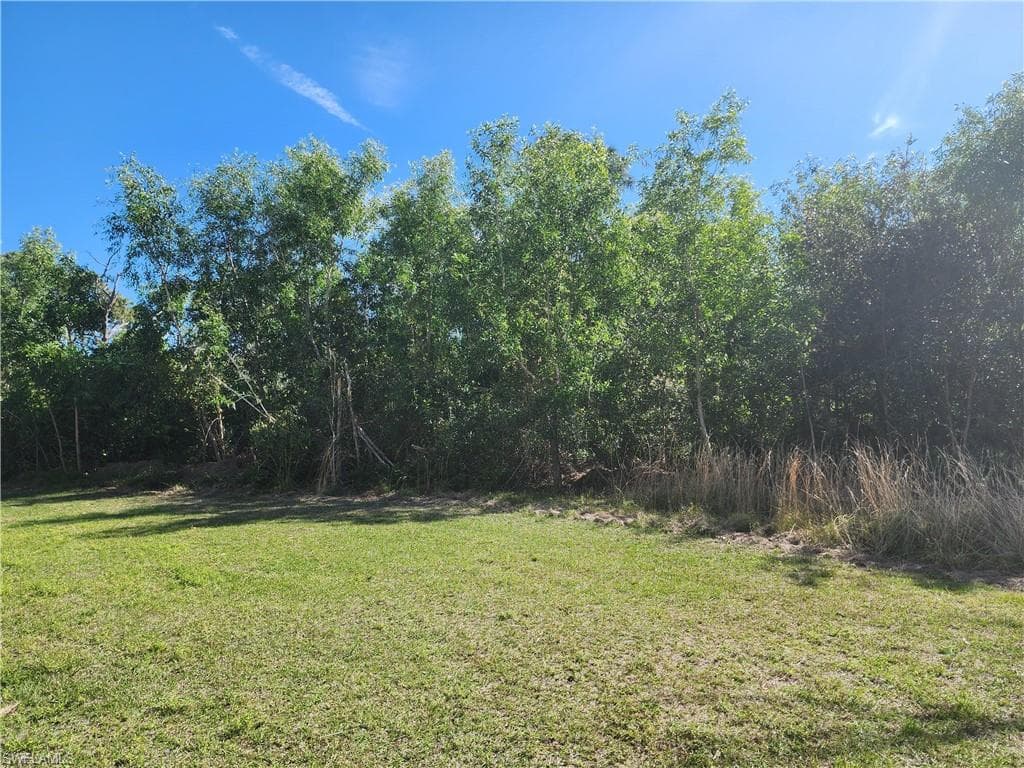 7101 Pomelo AVE, BOKEELIA FL 33922-1