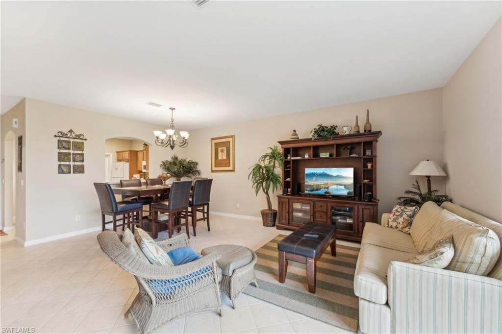 3327 Dandolo CIR-2