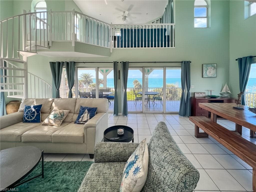 150 White Pelican DR-25
