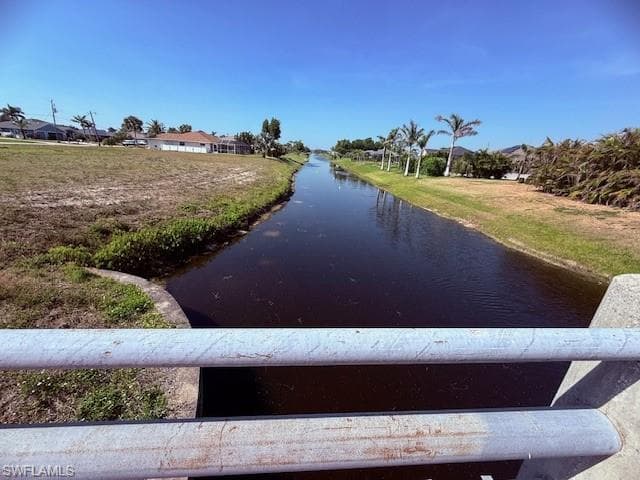 300 Broadmoor LN, ROTONDA WEST FL 33947-2