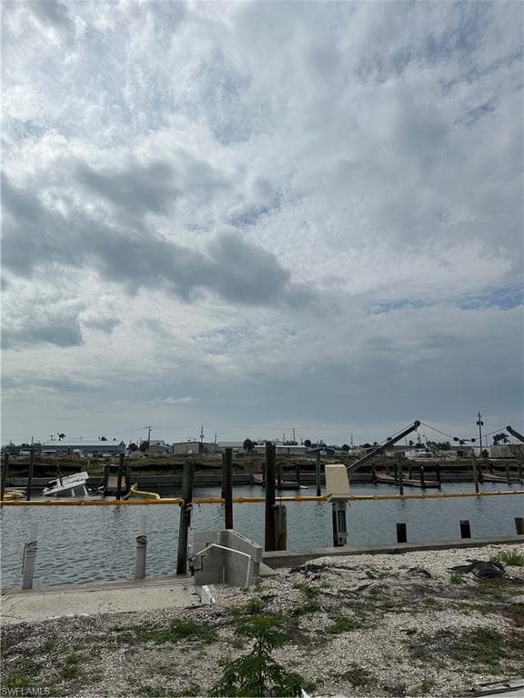 829 Oak ST-5