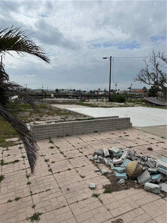 829 Oak ST-2