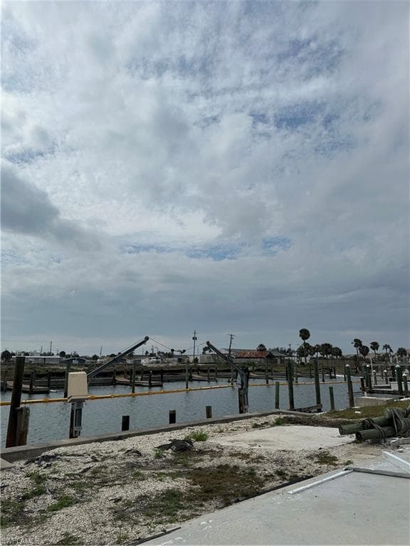 829 Oak ST-4