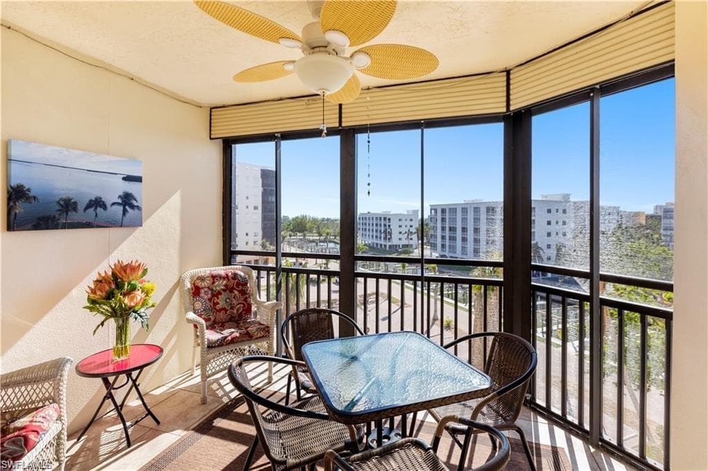 4265 BAY BEACH LN 523-22