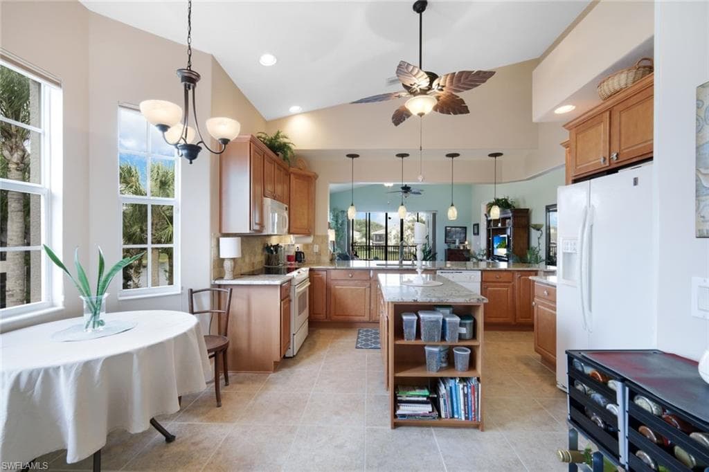 19690 Marino Lake CIR # 2303, MIROMAR LAKES FL 33913-16