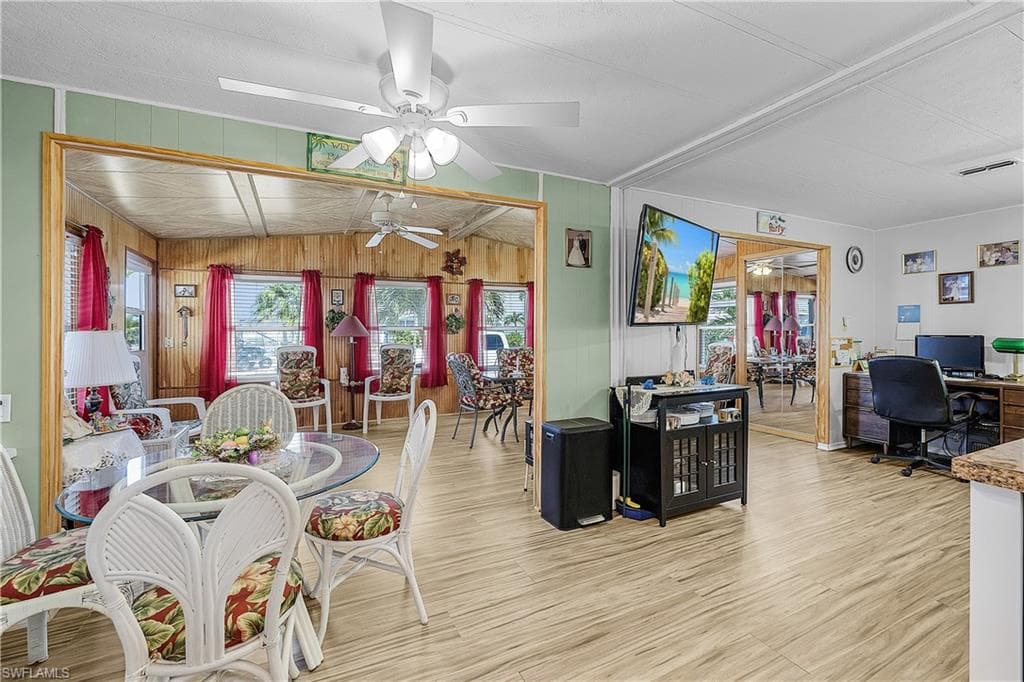 4931 Gulfgate LN-27