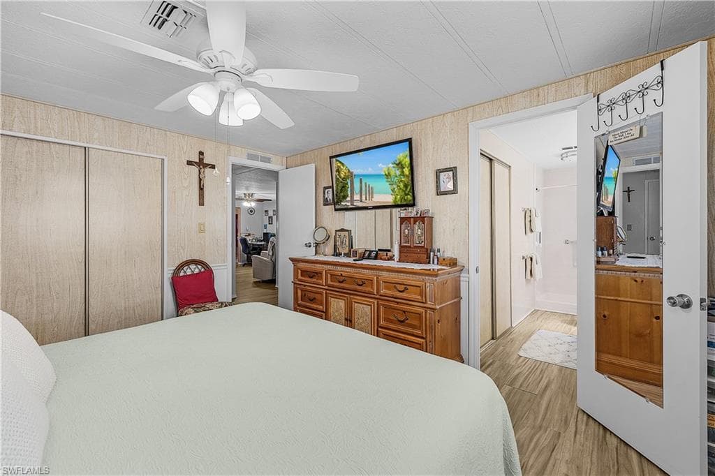 4931 Gulfgate LN-15