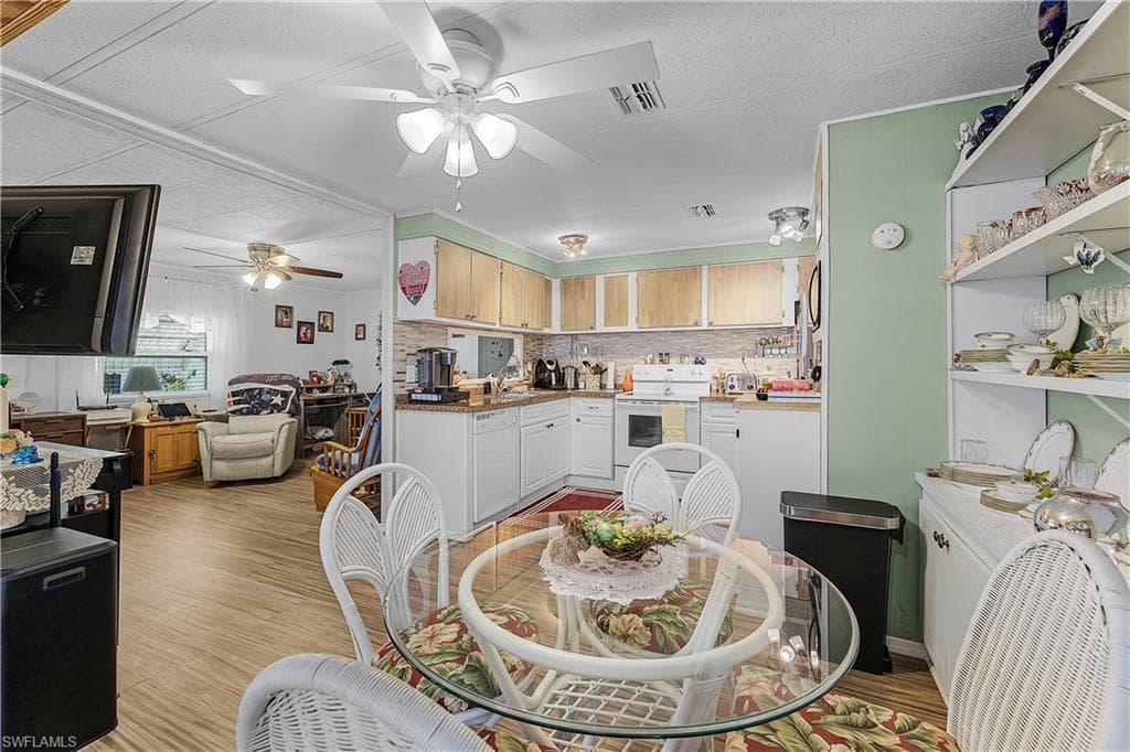 4931 Gulfgate LN-25