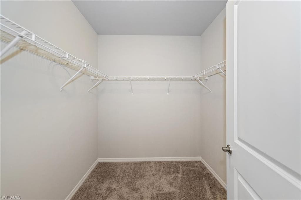 8813 Swell Brooks CT, NORTH FORT MYERS FL 33917-16