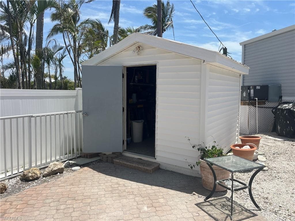 16900 Fishermans CV, BOKEELIA FL 33922-4