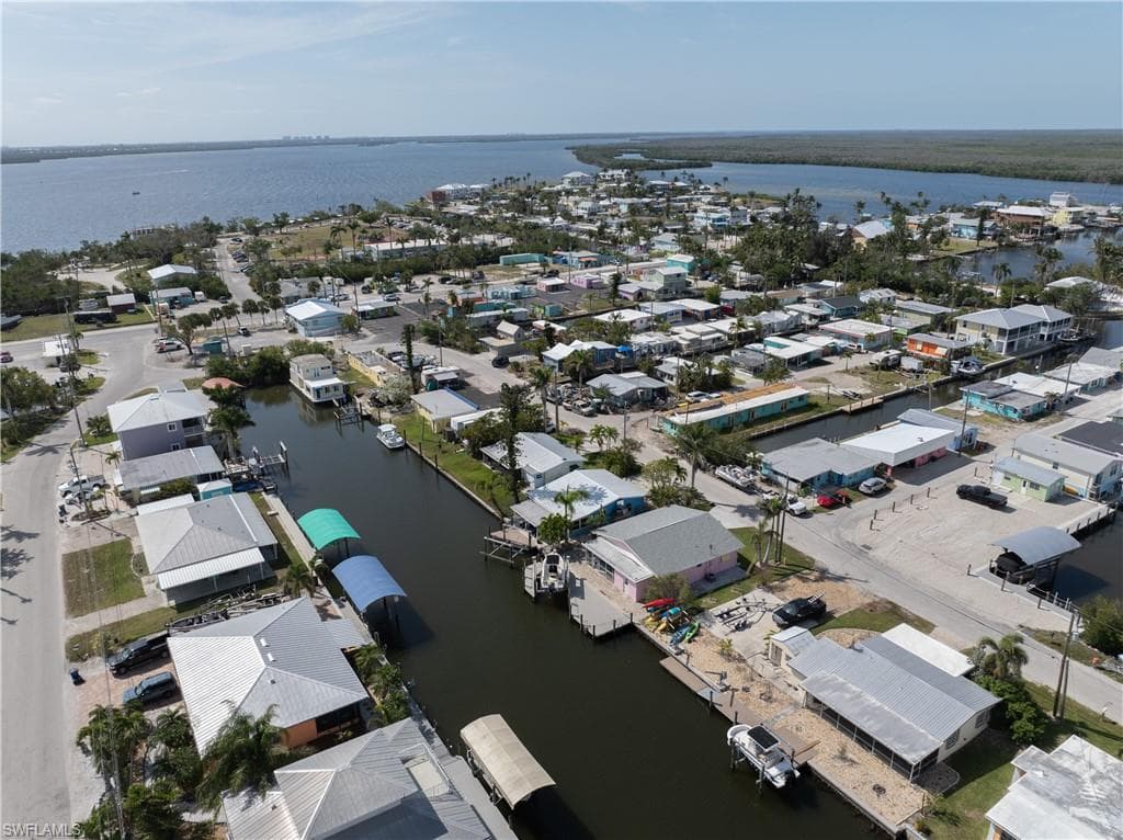 11476 May ST, MATLACHA FL 33993-21