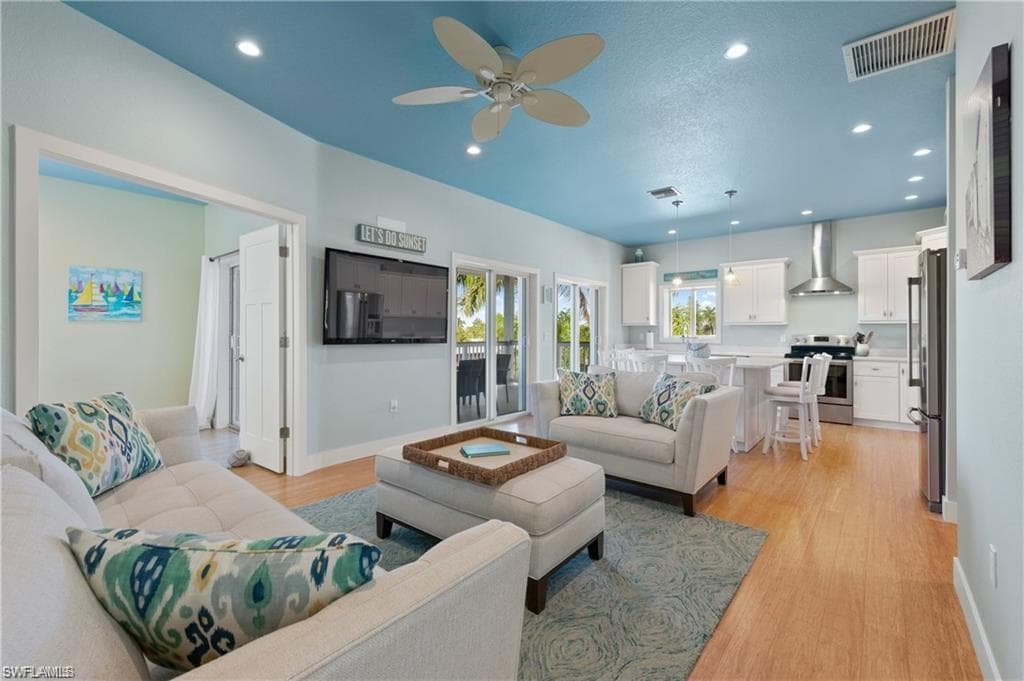 11467 Island AVE, MATLACHA FL 33993-9