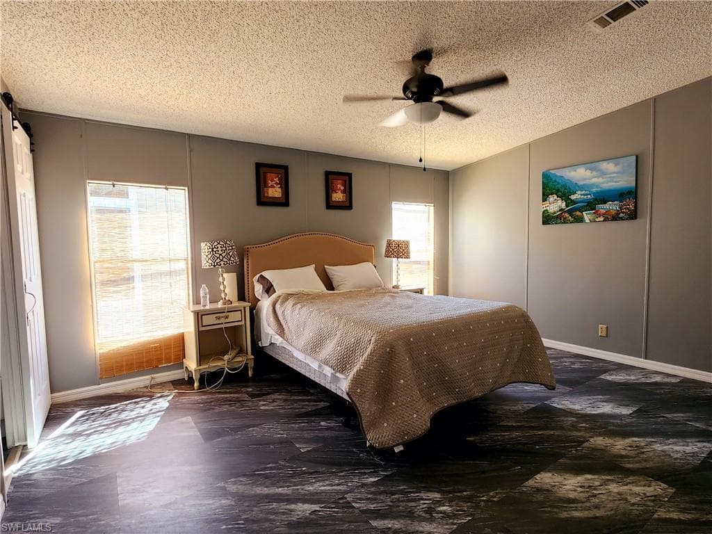 4920 Pinfish LN-14
