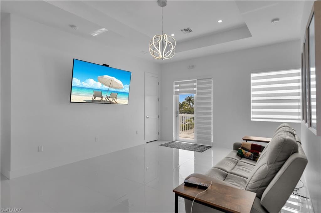 518 Avenida Primiceria, MARATHON FL 33050-2