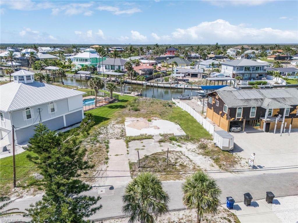 5199 Avenida Pescadora, FORT MYERS BEACH FL 33931-20