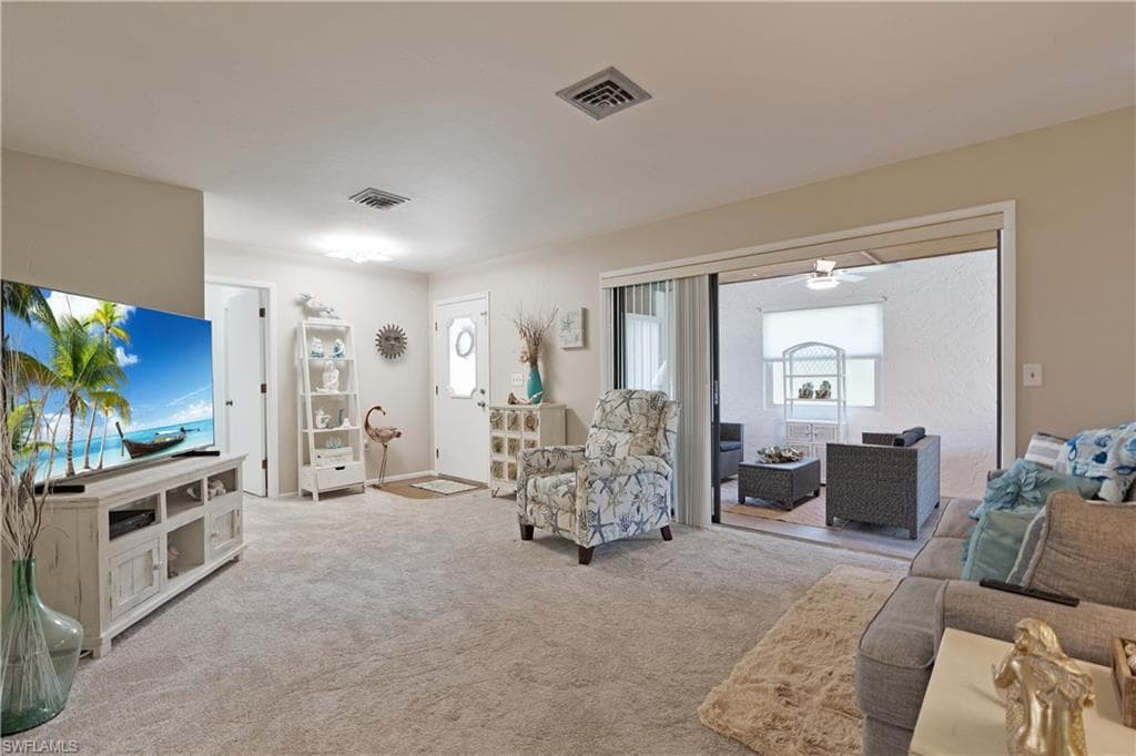 6108 Penny LN, BRADENTON FL 34207-5