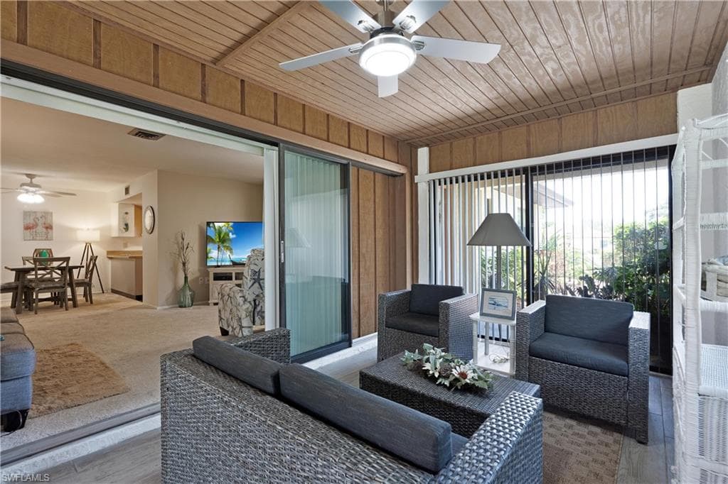 6108 Penny LN, BRADENTON FL 34207-14