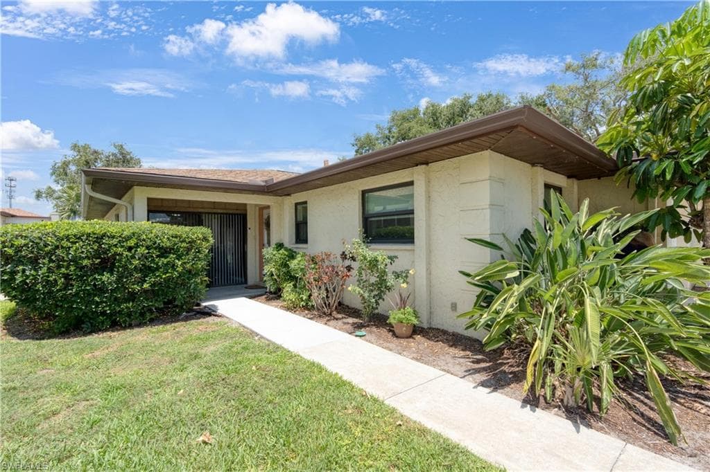 6108 Penny LN, BRADENTON FL 34207-3