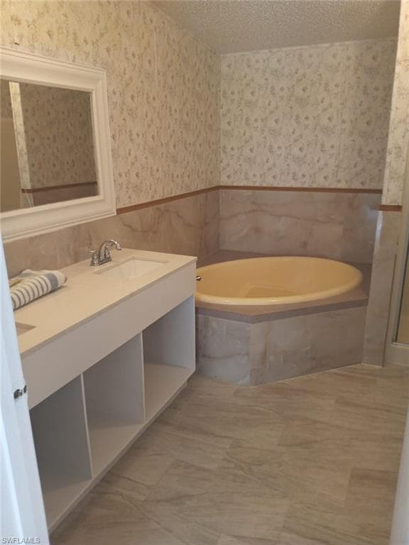 618 Hunting Club AVE, CLEWISTON FL 33440-11