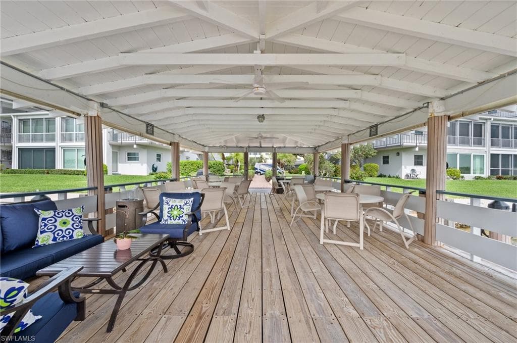 3400 Gulf Shore BLVD N K2-31