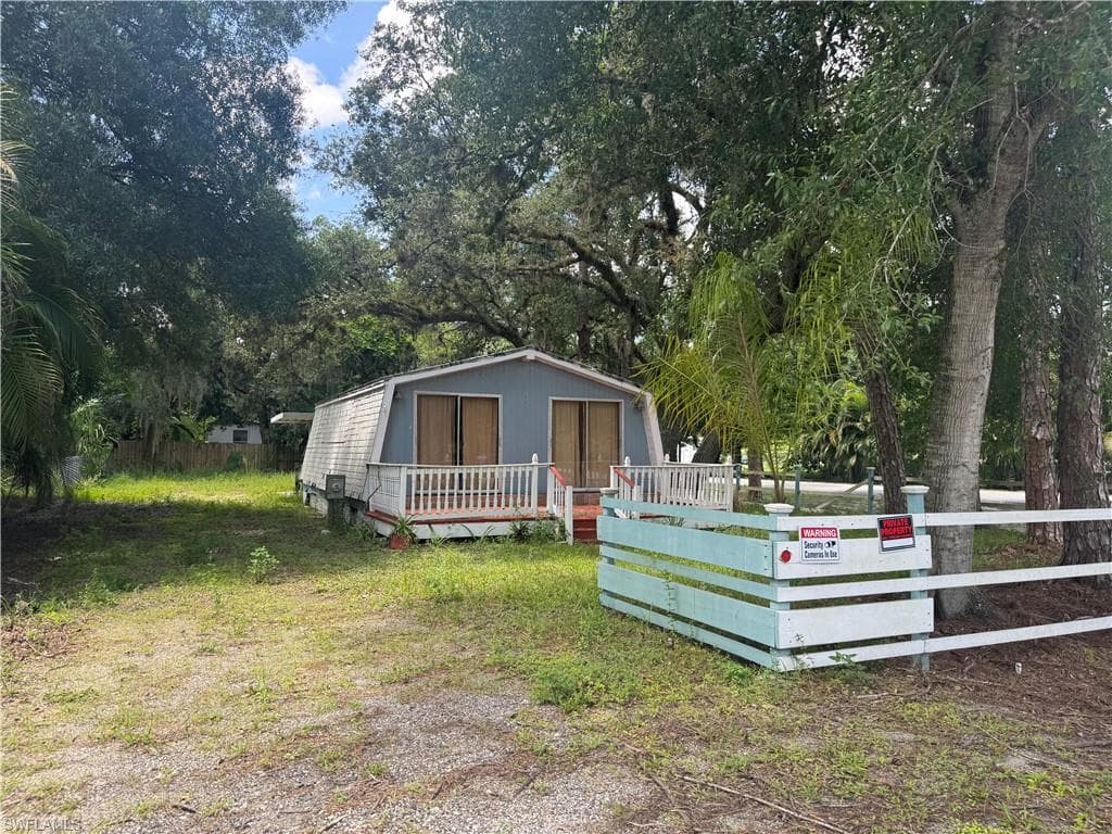 1349 Shawnee AVE, LABELLE FL 33935-1