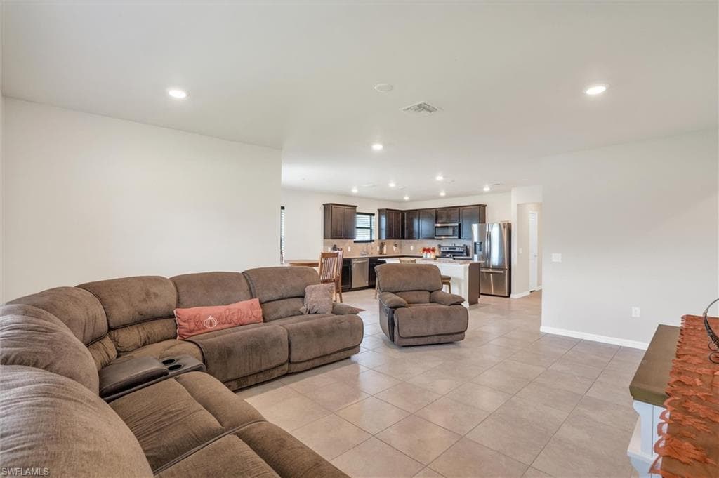 10852 Marlberry WAY, NORTH FORT MYERS FL 33917-9