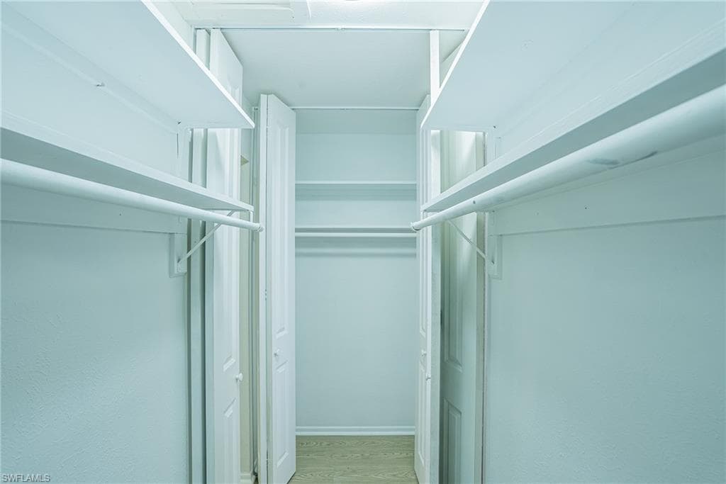 1503 Tropic TER, NORTH FORT MYERS FL 33903-32