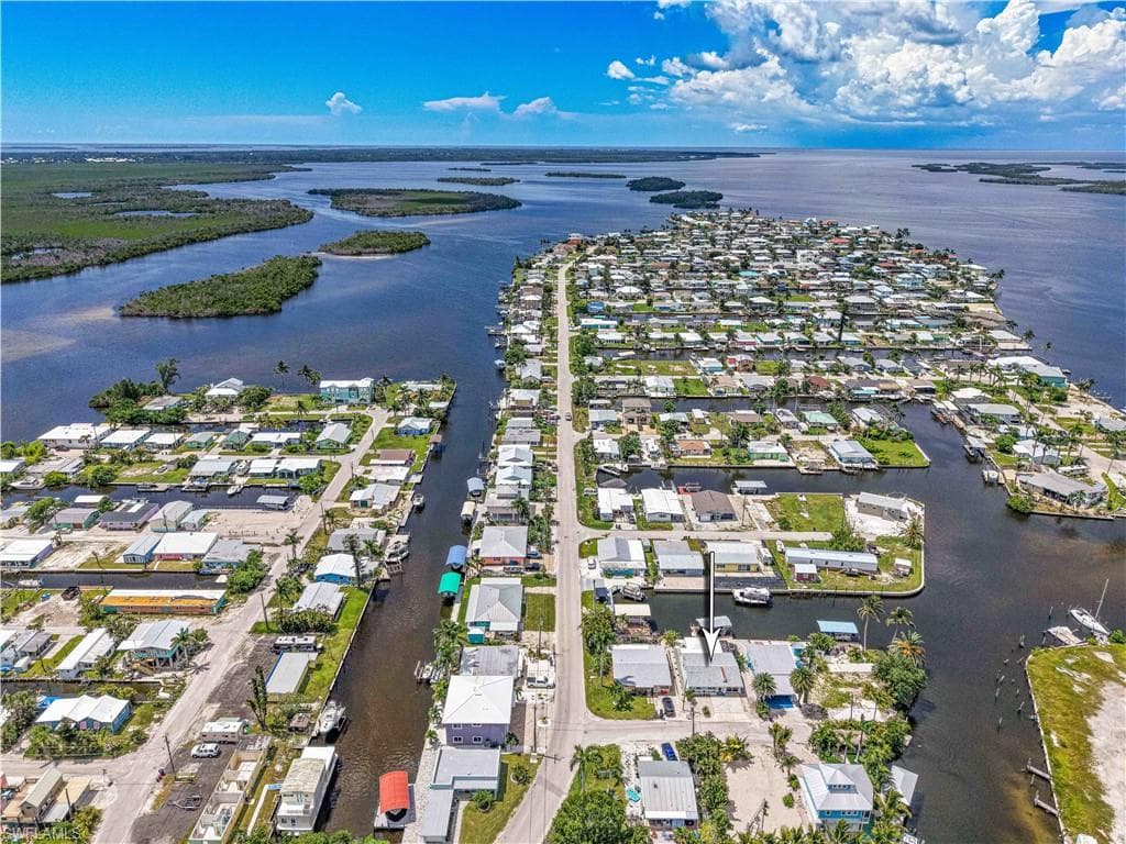 2500 Harbor View DR, MATLACHA FL 33993-1