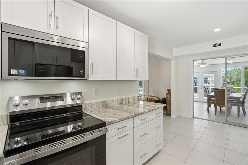 411 Connecticut ST, FORT MYERS BEACH FL 33931-12