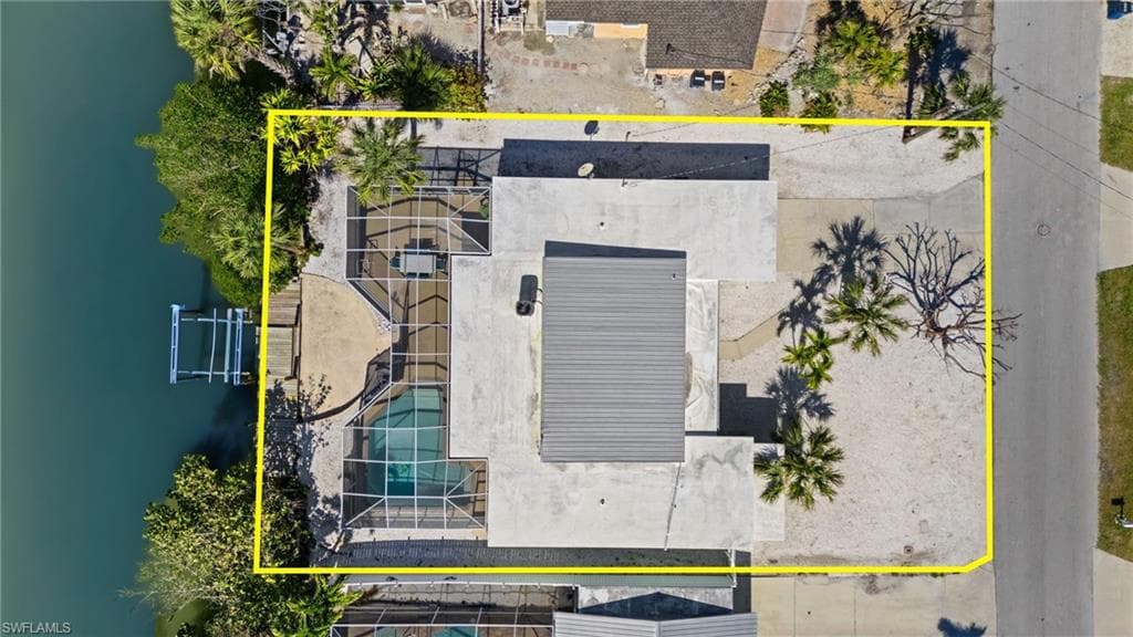 411 Connecticut ST, FORT MYERS BEACH FL 33931-37