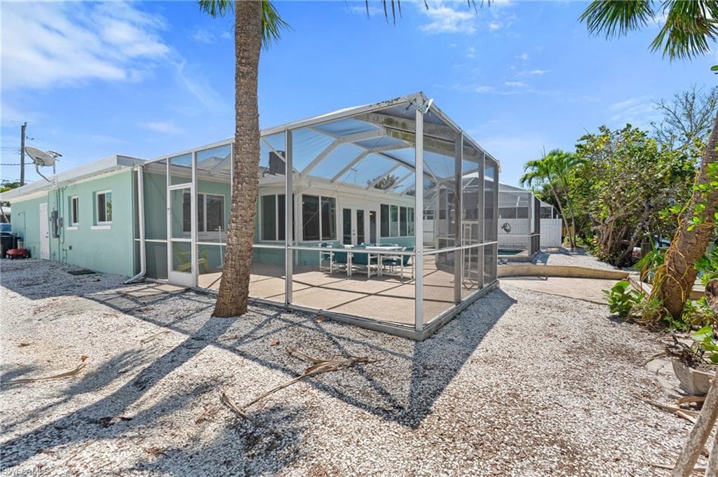 411 Connecticut ST, FORT MYERS BEACH FL 33931-36