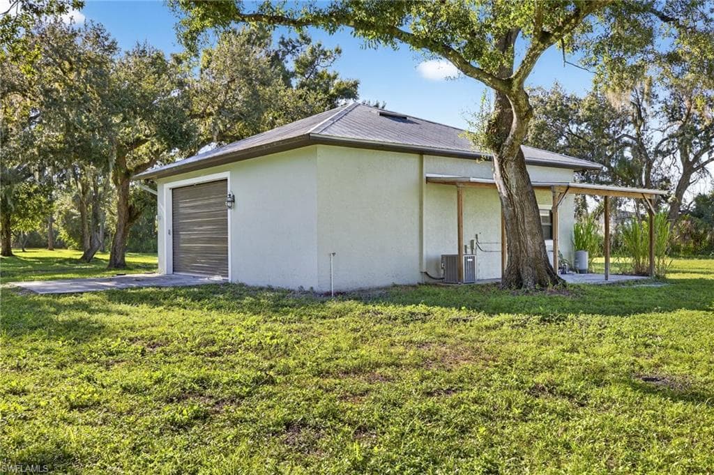 10735 Clementine PL, NORTH FORT MYERS FL 33917-24