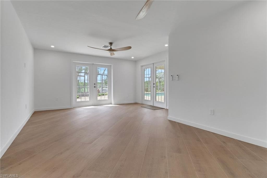 2105 Sheepshead DR-16