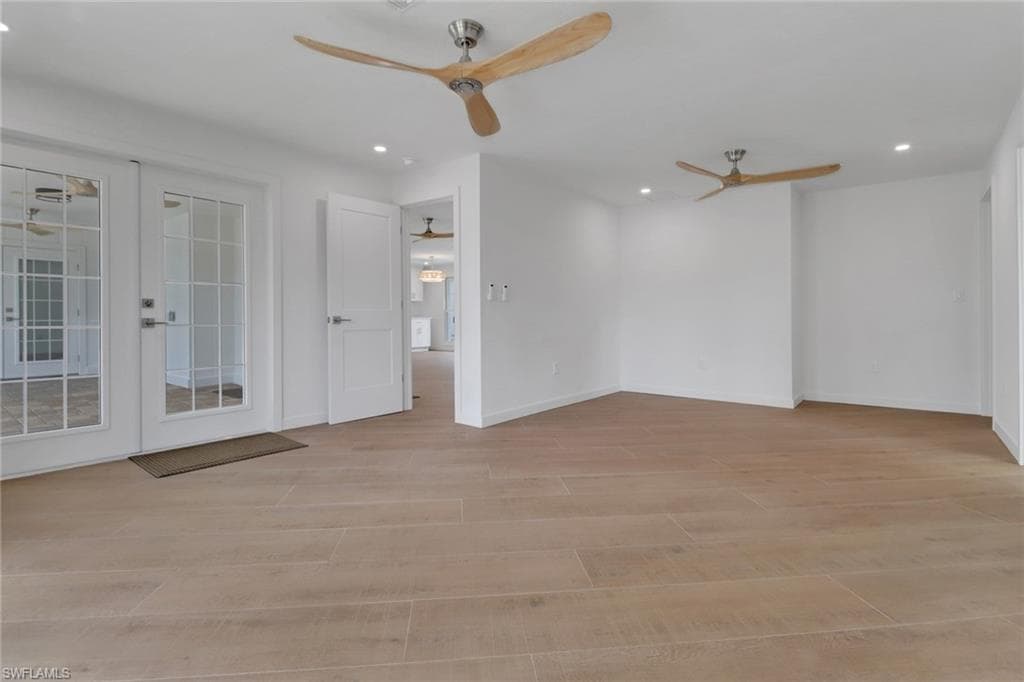2105 Sheepshead DR-14