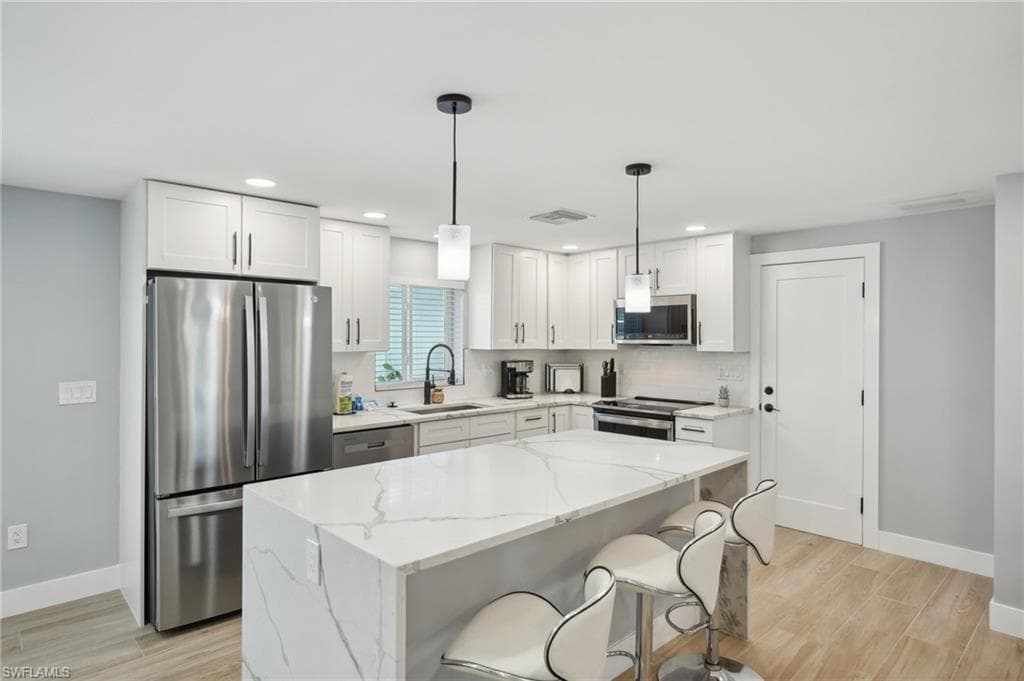 301 Seminole WAY, FORT MYERS BEACH FL 33931-11