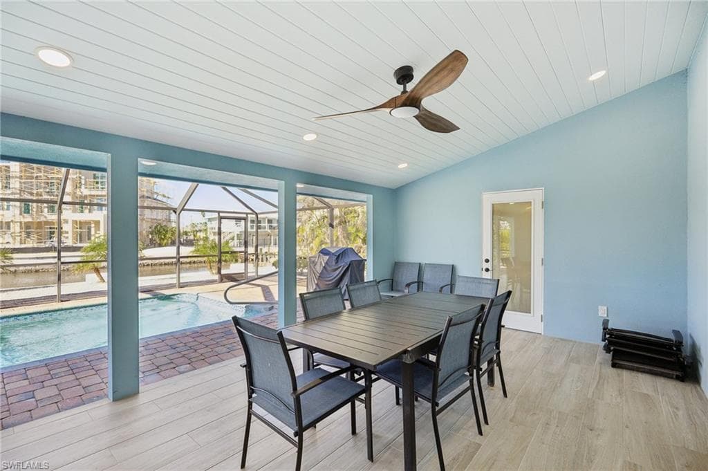 301 Seminole WAY, FORT MYERS BEACH FL 33931-25