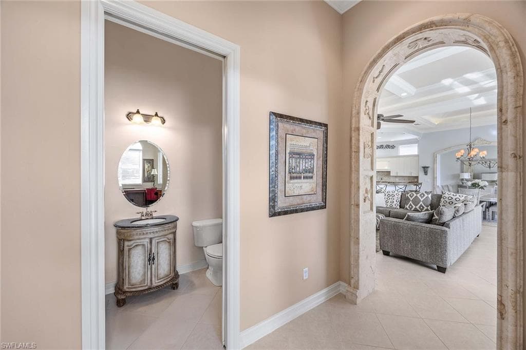 8894 Shenendoah CIR-27