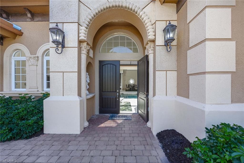 8894 Shenendoah CIR-2