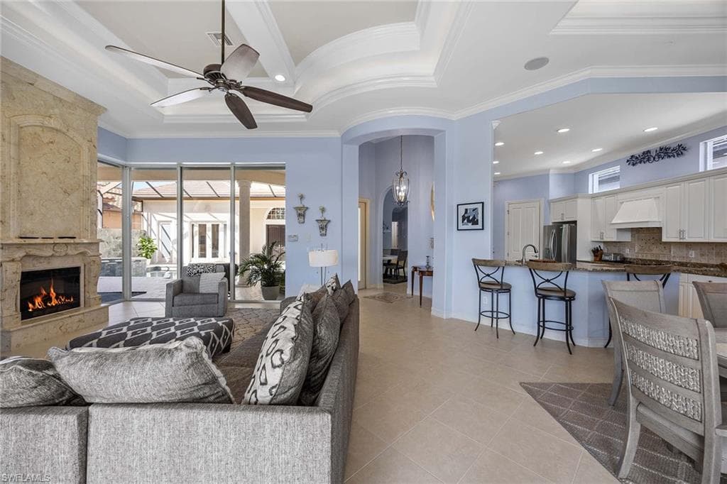 8894 Shenendoah CIR-16
