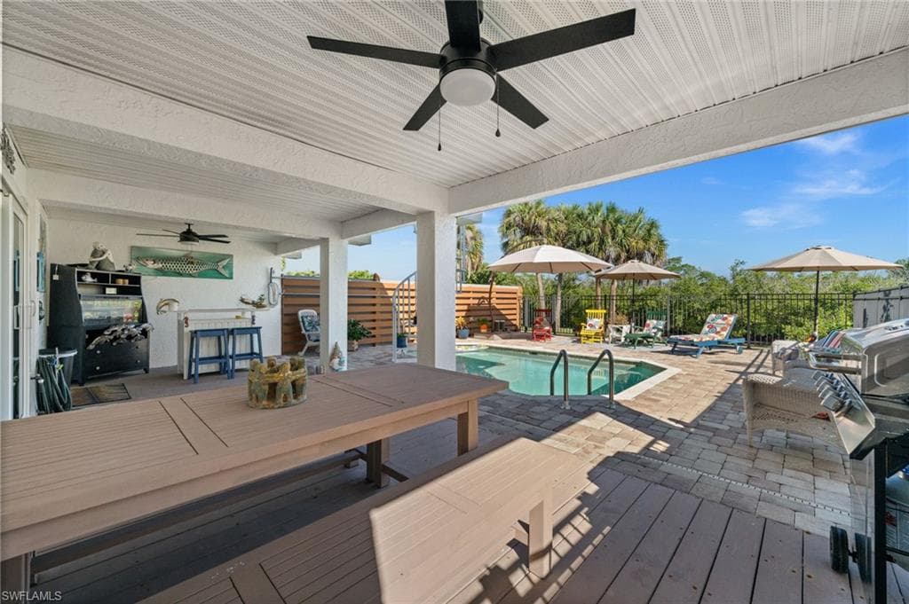 12170 Siesta DR, FORT MYERS BEACH FL 33931-42