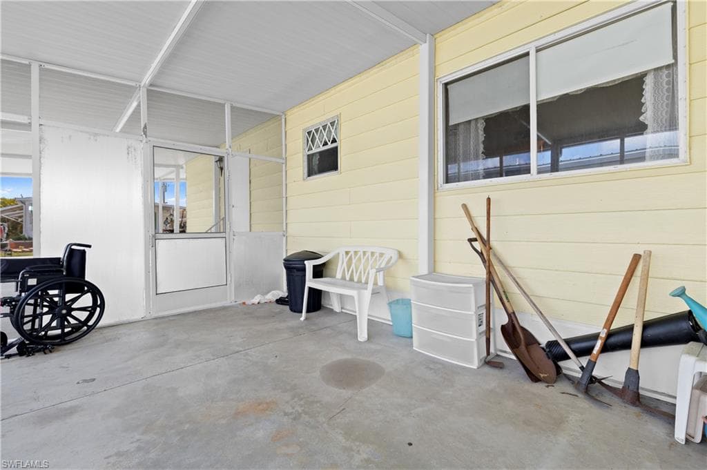 16037 Citron WAY, NORTH FORT MYERS FL 33903-25