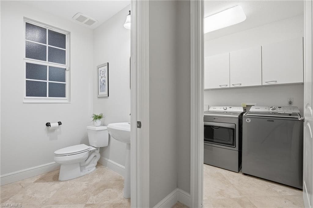 560 El Camino Real 1202-20